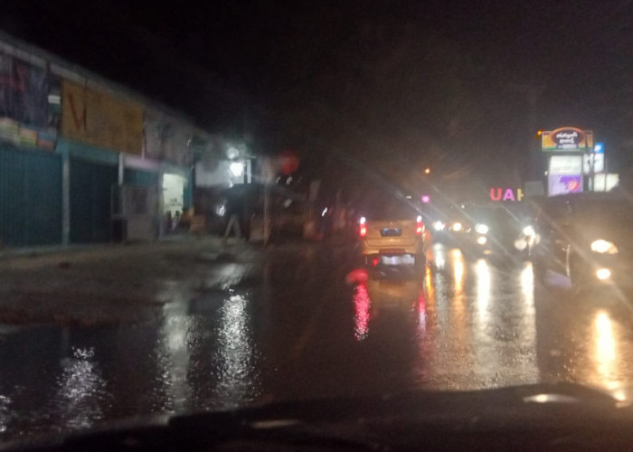 Banjir di Jalinbar Pringsewu Lampung, Macet Hingga Satu Kilometer 