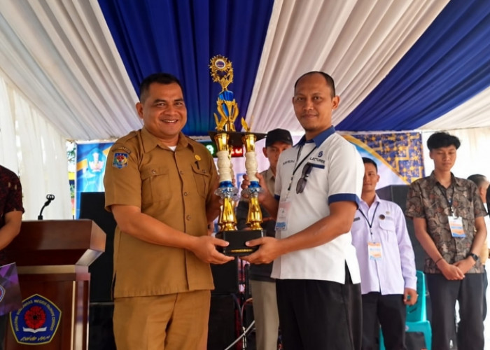 Hadirkan Inovasi Tani Cerdas, Dosen Sains Data Kampus Unggul IIB Darmajaya Raih Juara Nasional 