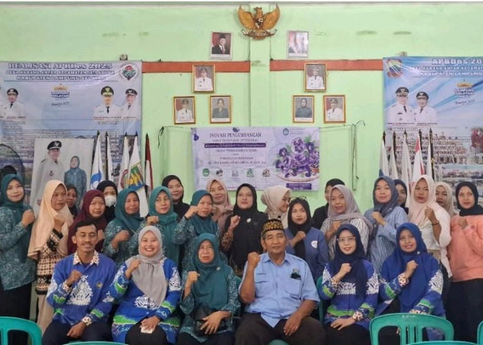 Tim PKM FK Unila Kembangkan Sabun Kembang Telang di Lampung Selatan