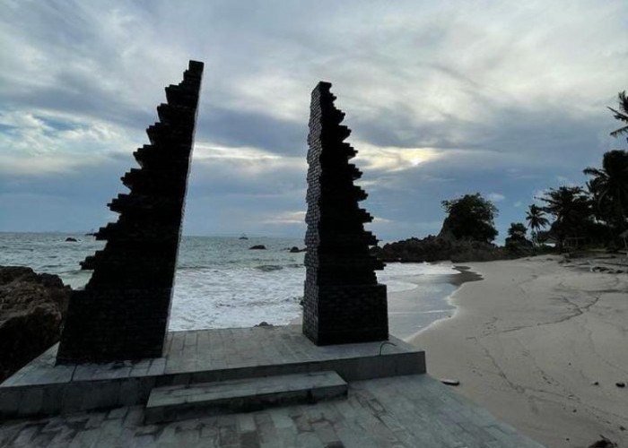 Seru Banget! Pesona Pantai Ala Bali di Lampung, Cocok untuk Liburan Bareng Pasangan