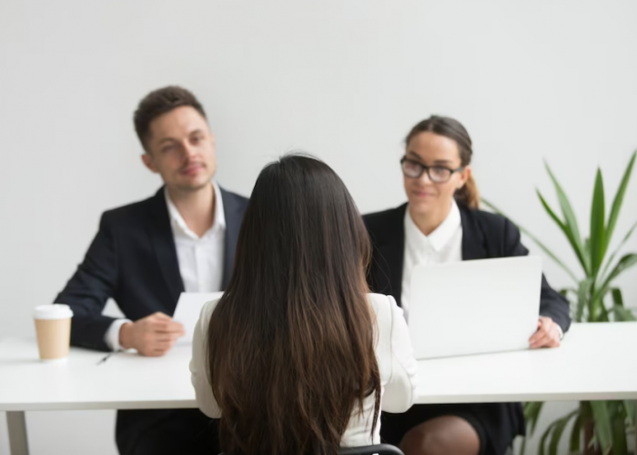 10 Tips Wawancara Kerja untuk Mengesankan Pewawancara dan Memperoleh Pekerjaan Impian