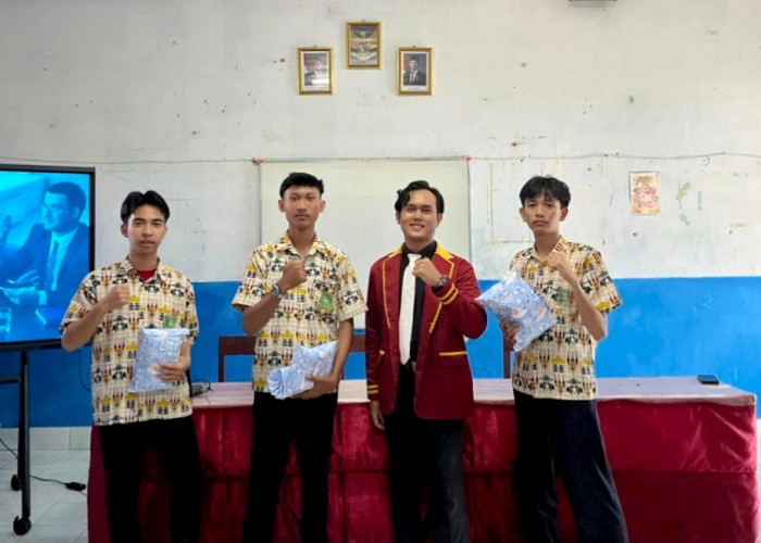 Mahasiswa Teknokrat Laksanakan Pelatihan Kesekretarisan dan Kesiapan Kerja di SMA Surya Darma 2 Bandar Lampung