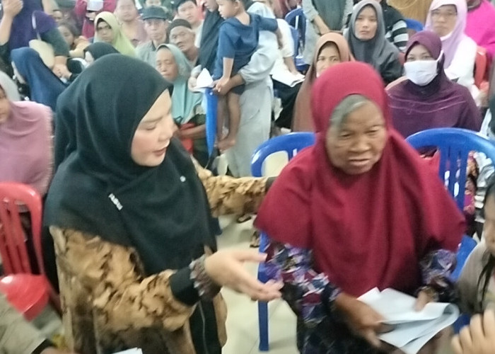 Bunda Eva Janjikan Insentif Petugas Kebersihan Hingga Beasiswa 10 Ribu Siswa Bandar Lampung