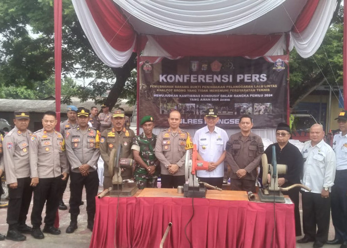 Polres Pringsewu Lampung Musnahkan Knalpot Brong
