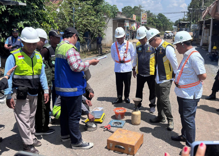 Gubernur Mirza Soroti Truk Over Tonase dan Drainase Tertutup, Ancam Jalan dan Permukiman