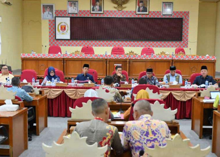 Sebagian DPRD Lampung Barat Mangkir saat Pembahasan RAPBD 2024 