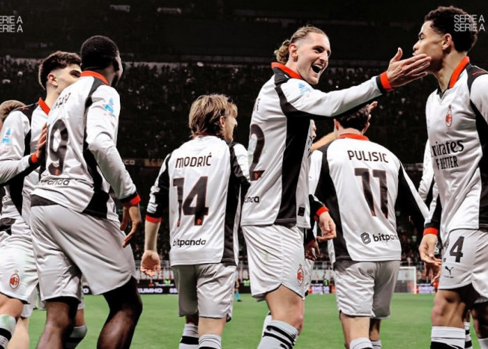 Link Live Streaming Napoli vs AC Milan: Partenopei vs Rossoneri Berebut Takhta Serie A