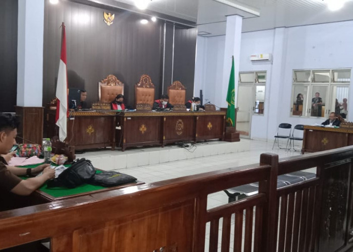 Hakim PN Kotabumi Vonis Hukuman Percobaan untuk Ustadz Adi Setiadi