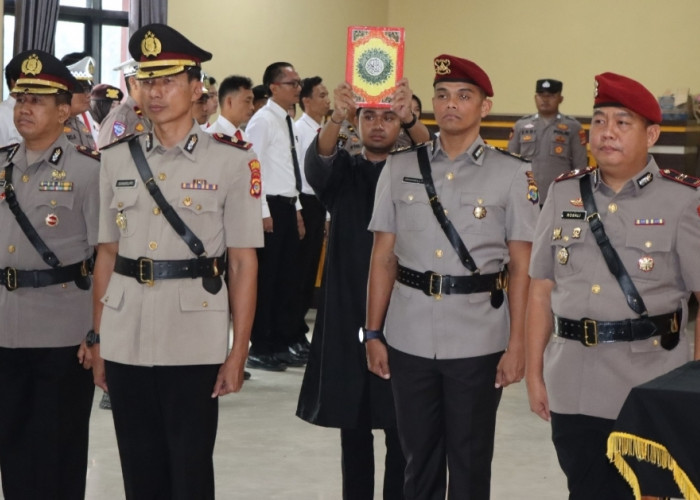 Wakapolres dan Kasat Reskrim Berganti, Kapolres Pringsewu: Mutasi Polri Hal Wajar, Pelayanan Harus Lebih Baik