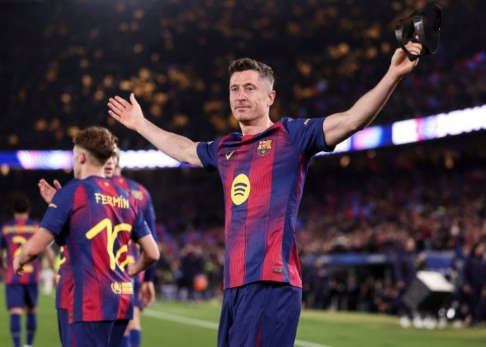 Barcelona Siapkan Kontrak Baru untuk Robert Lewandowski, Gaji Dipangkas Tapi Ada Bonus Besar