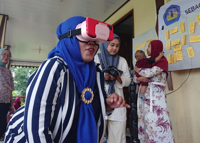 Pengabdian Masyarakat Dosen FT Unila, Manfaatkan Virtual Reality untuk Media Melestarikan Warisan Budaya Lampu