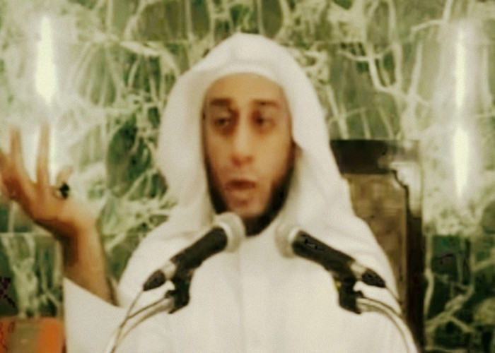 Amalan Penarik Rezeki Dari Syekh Ali Jaber, Diamalkan Setiap Hari Agar Mendapat Keberkahan  