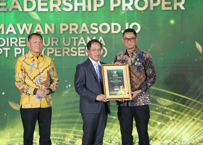 Dirut PLN Raih Green Leadership, PLN Borong 11 PROPER Emas KLH 2025
