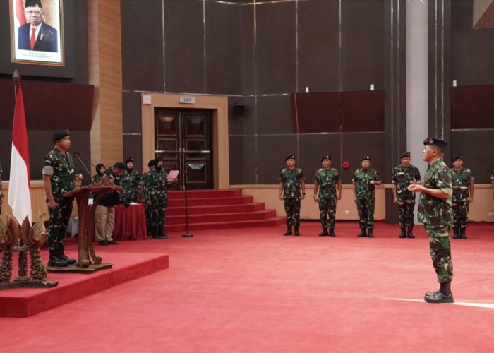 17 Perwira TNI Naik Pangkat, Dua Danrem Sandang Bintang Satu 