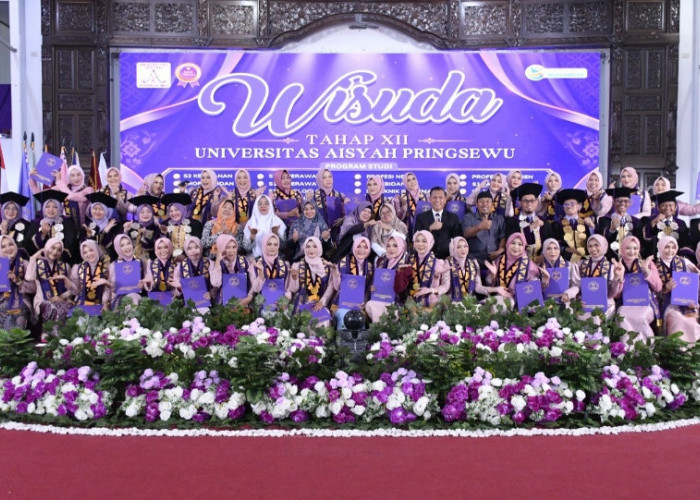 Wisuda Periode XII UAP Lepas 861 Lulusan, Rektor Tekankan Integritas dan Adaptasi Teknologi