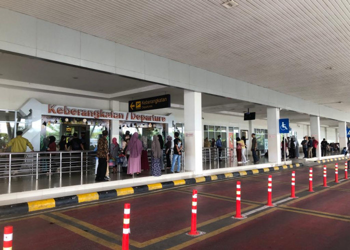 Bandara Radin Inten II Lampung  Turun Kasta, Peribahasa Maksud Hati Memeluk Gunung, Apa Daya Tangan Tak Sampai