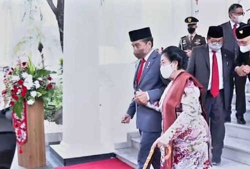 Isu Hubungan Renggang Dengan Jokowi, Megawati Hanya Tersenyum