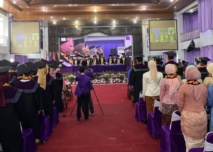 Wisuda Sesi Kedua Universitas Aisyah Pringsewu Diikuti Lulusan Tujuh Program Studi
