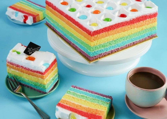 13 Rekomendasi Outlet Bakery Rainbow Cake di Lampung, Nomor 3 dengan Topping Jelly