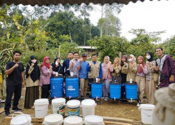 Penelitian Pra Startup: Pengembangan Teknologi Organik Planter Ikonik Lampung Berbahan Dasar Limbah Kulit Kopi