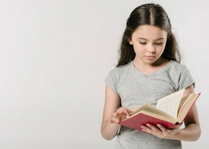 Cara Mudah Mengajarkan Anak Membaca, Tips Ini Patut Dicoba