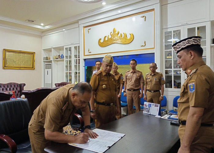 M. Supriyadi Resmi Ditunjuk sebagai Pelaksana Harian (Plh) Sekretaris Daerah (Sekda) Kota Metro