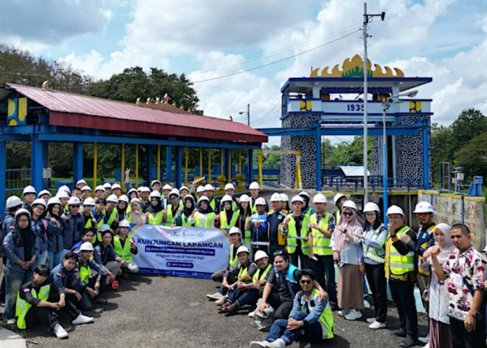 Mahasiswa Teknik Sipil Universitas Teknokrat Indonesia Bedah Sistem Irigasi Bendung Argoguruh