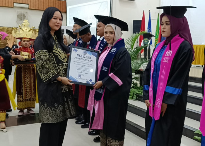509 Mahasiswa IBN Lampung, STIT Pringsewu dan STEBI Tanggamus Resmi Diwisuda