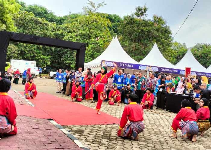 Pementasan Seni Mahasiswa Unila Tampil Memukau Pada Anugerah Be Strong Festival Kebudayaan dan Cinta Tanah Air