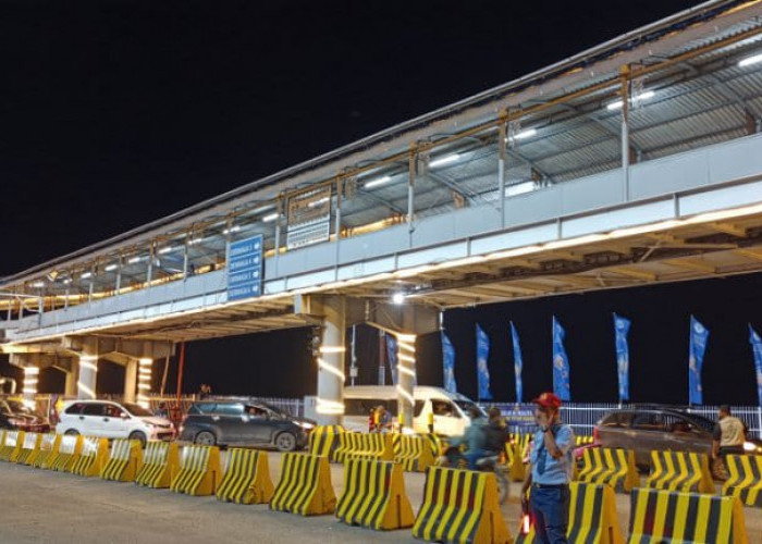 Hari Kedua Lebaran, Ribuan Pemudik Kembali ke Pulau Jawa