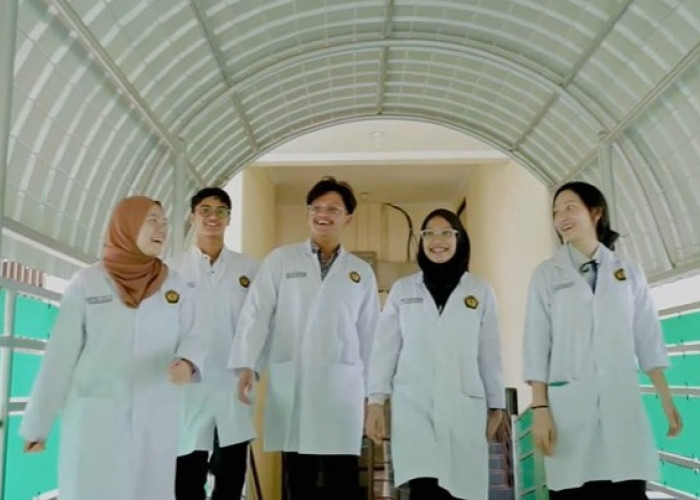 24 Kampus Indonesia dengan Jurusan Kedokteran Terbaik Versi EduRank