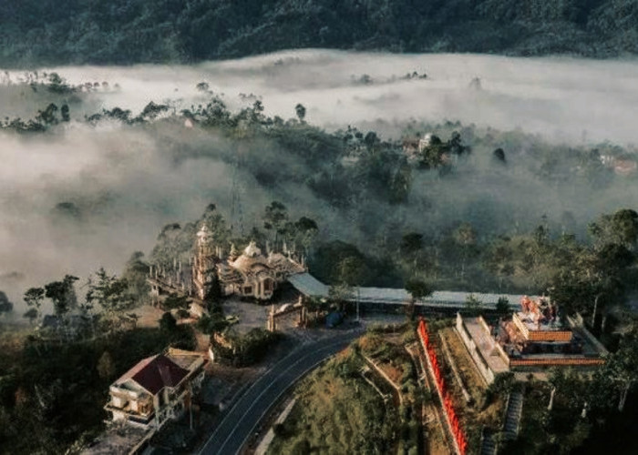 10 Rekomendasi Destinasi Wisata Lampung Barat, Nomor 1 Seperti Negeri di Atas Awan