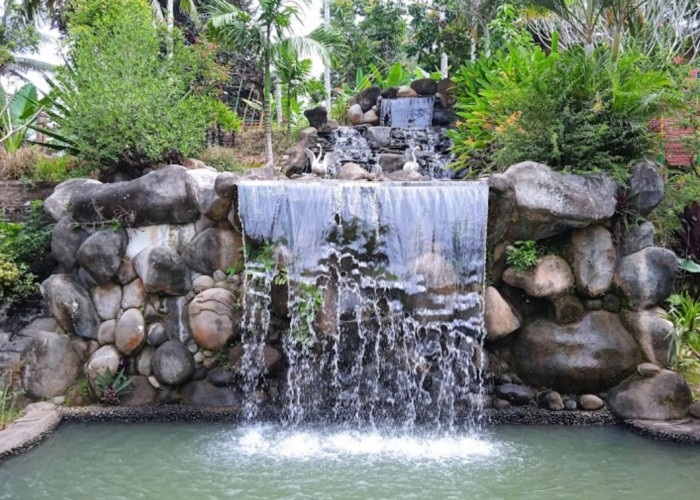 Uji Nyali saat Weekend, Ayo Rasakan Sensasi Liburan ke Wisata Air Terjun Batu Putu di Bandar Lampung 