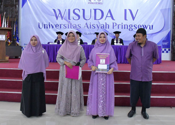 Universitas Aisyah Pringsewu Wisuda 288 Mahasiswa