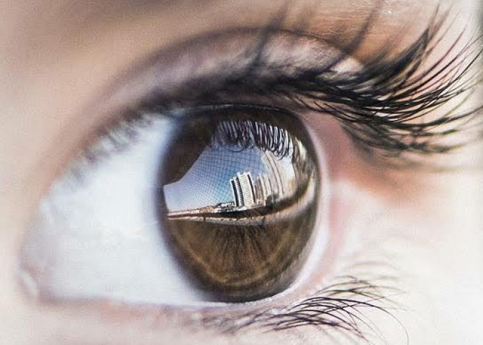 4 Cara Melindungi Mata Setelah Pakai Softlens Agar Tidak Infeksi