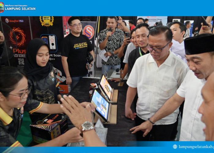 Sukses Jadi Tuan Rumah Borneo Flasher Tour 2026, Lamsel Pecahkan Rekor 500 Teknisi Ponsel
