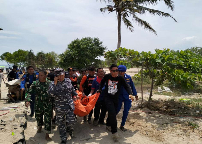 Remaja Tenggelam di Pantai Batu Rame Kalianda Ditemukan Meninggal Dunia