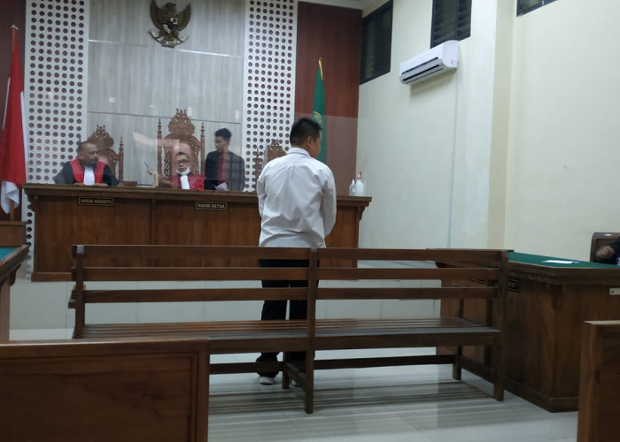 Penjual Kasur Inoac Palsu Dituntut 10 Bulan Penjara