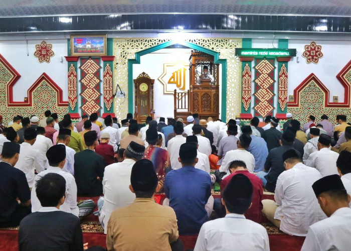 Pj Bupati hingga Dandim Shalat Idul Fitri di Masjid Baiturrahim