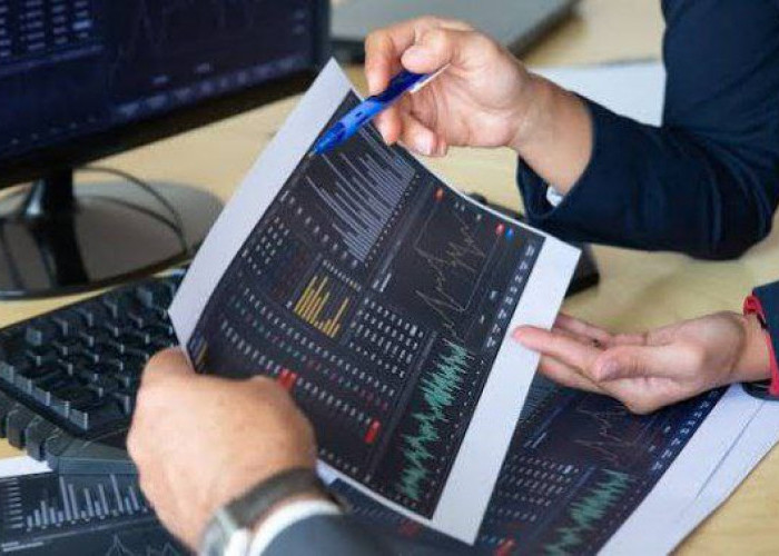 IHSG Berbalik Melemah 0,91 Persen ke 8.246 Siang Ini,  Simak Rekomendasi Saham 26 Februari 2026