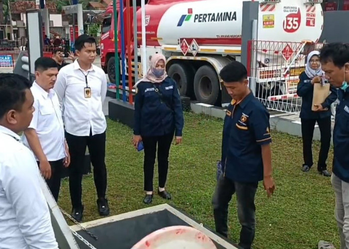 Polres-Diskoperindag Tanggamus Lampung Cek Tertib Ukur 7 SPBU di Jalinbar, Sementara Aman 