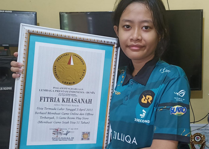 Remaja Asal Lampung, Fitria Khasanah Raih Penghargaan Rekor Developer Game Edukasi Termuda dan Terbanyak