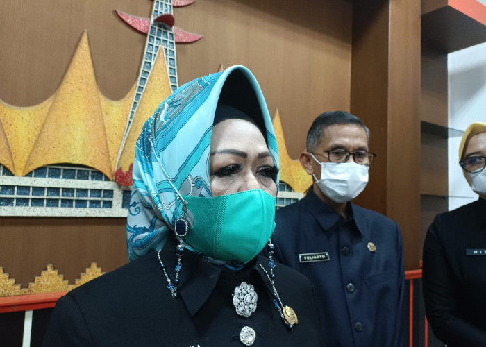 KPK Undur Jadwal Pemeriksaan Kadiskes Lampung Reihana, Ternyata Ini 'Rayuan' yang Luluhkan Lembaga Anti Rasuah