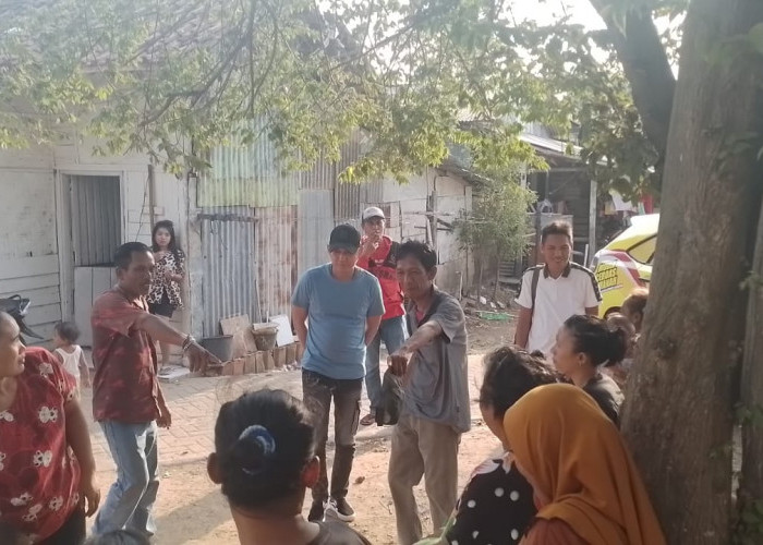 Warga Kurang Air Bersih Imbas Kemarau, Politisi Partai Golkar Bandar Lampung Ini Kirim Mobil Tangki 