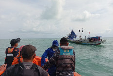 Cuaca Buruk Tenggelamkan KM Arof di Lampung Timur, Dua ABK Belum Ditemukan