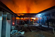 Api Lahap Gudang RSUD Ryacudu, Pengunjung Panik Berhamburan Keluar