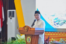 Puluhan Ribu Lulusan SMP di Lampung Terancam Tak Masuk SMA, Gubernur Tekankan Peran Penting Pesantren