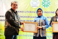 Unila Boyong Dua Piala Penghargaan Nasional, Prof Lusmeilia: Bukti Komitmen Budaya Ramah Lingkungan