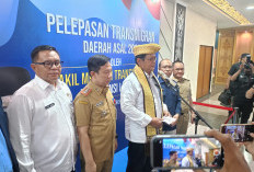 Lampung Cetak Sejarah Baru, Wamen Viva Yoga Lepas Transmigran ke Sulawesi