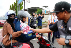 Sentuh Masyarakat Lewat Seni Mural, KAI Divre IV Tanjung Karang Kampanyekan Keselamatan Perlintasan